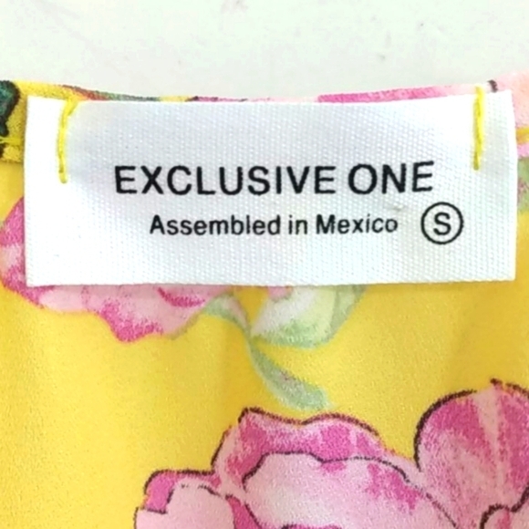EXCLUSIVE ONE YELLOW FLORAL FLUTTER HEM TANK SZ SM - Picture 3 of 11